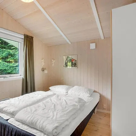 Nashota - 600m From The Sea By Interhome *