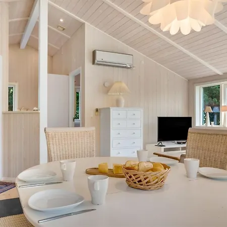 Nashota - 600m From The Sea By Interhome * Boto By