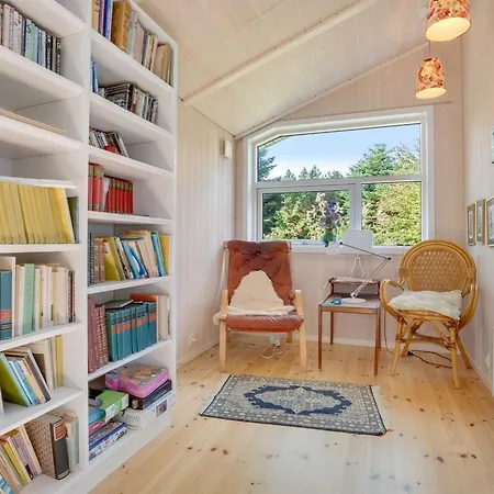Holiday home Nashota - 600m From The Sea By Interhome *