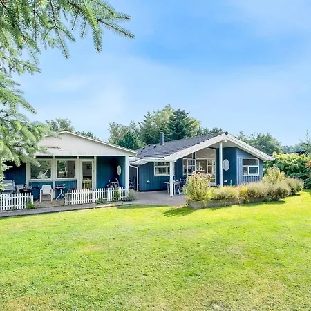 Nashota - 600m From The Sea By Interhome